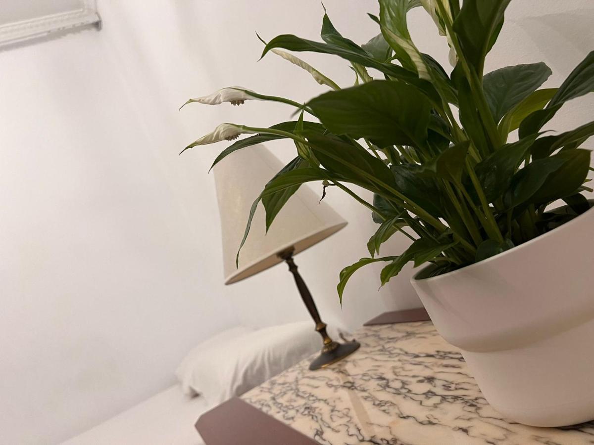 Room Familiar Sants Barcelona Ngoại thất bức ảnh
