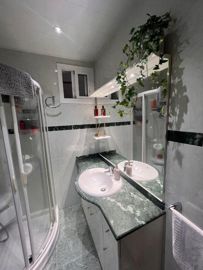 Room Familiar Sants Barcelona Ngoại thất bức ảnh