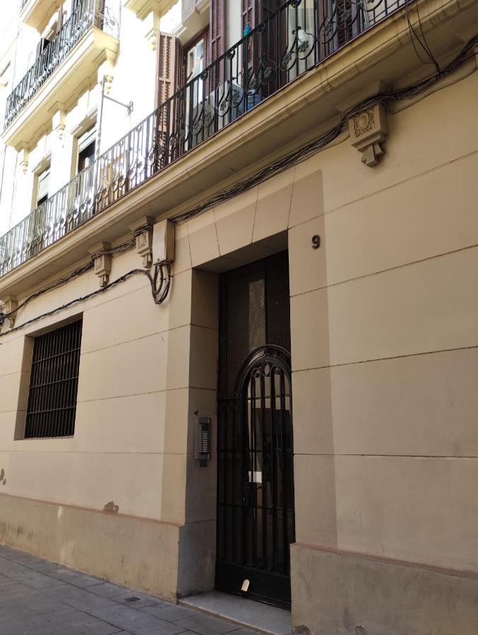 Room Familiar Sants Barcelona Ngoại thất bức ảnh